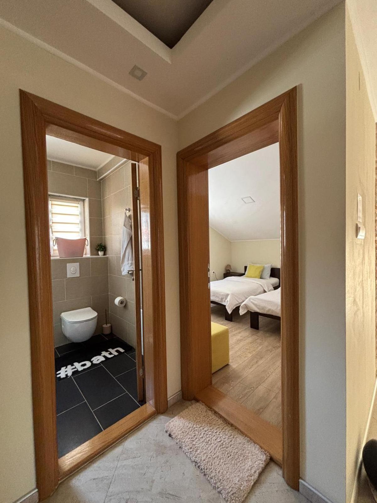 Sobe I Apartman R Bileca Ngoại thất bức ảnh