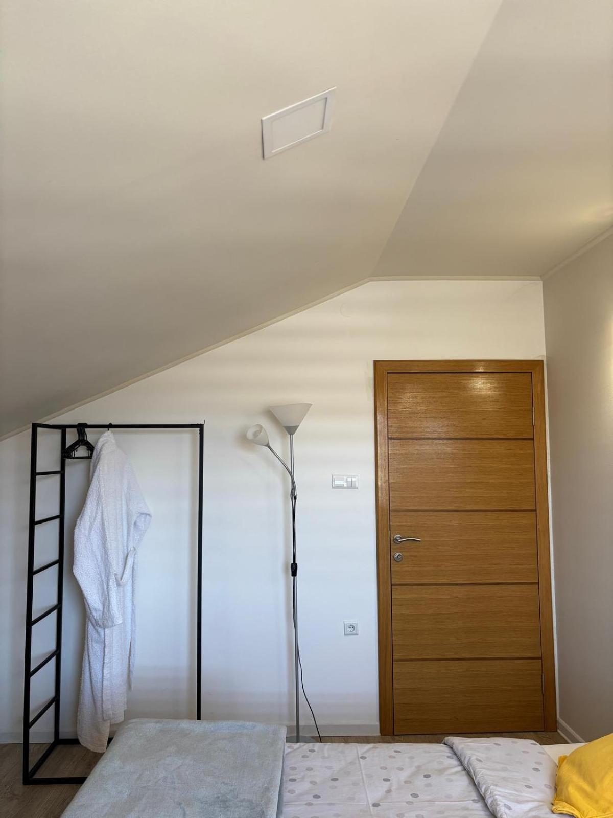 Sobe I Apartman R Bileca Ngoại thất bức ảnh