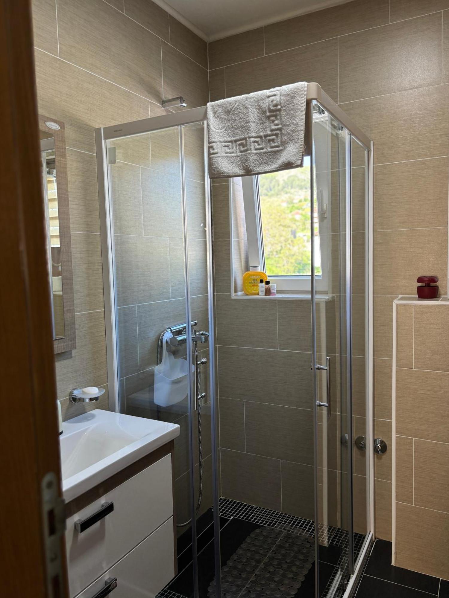 Sobe I Apartman R Bileca Ngoại thất bức ảnh