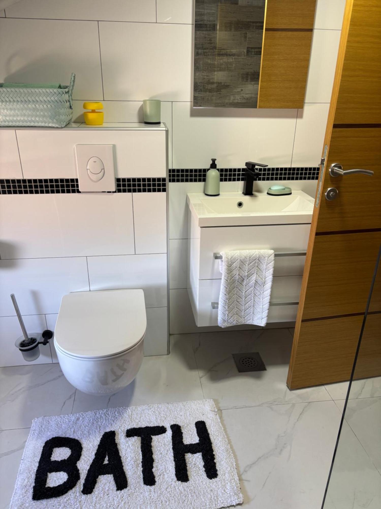 Sobe I Apartman R Bileca Ngoại thất bức ảnh